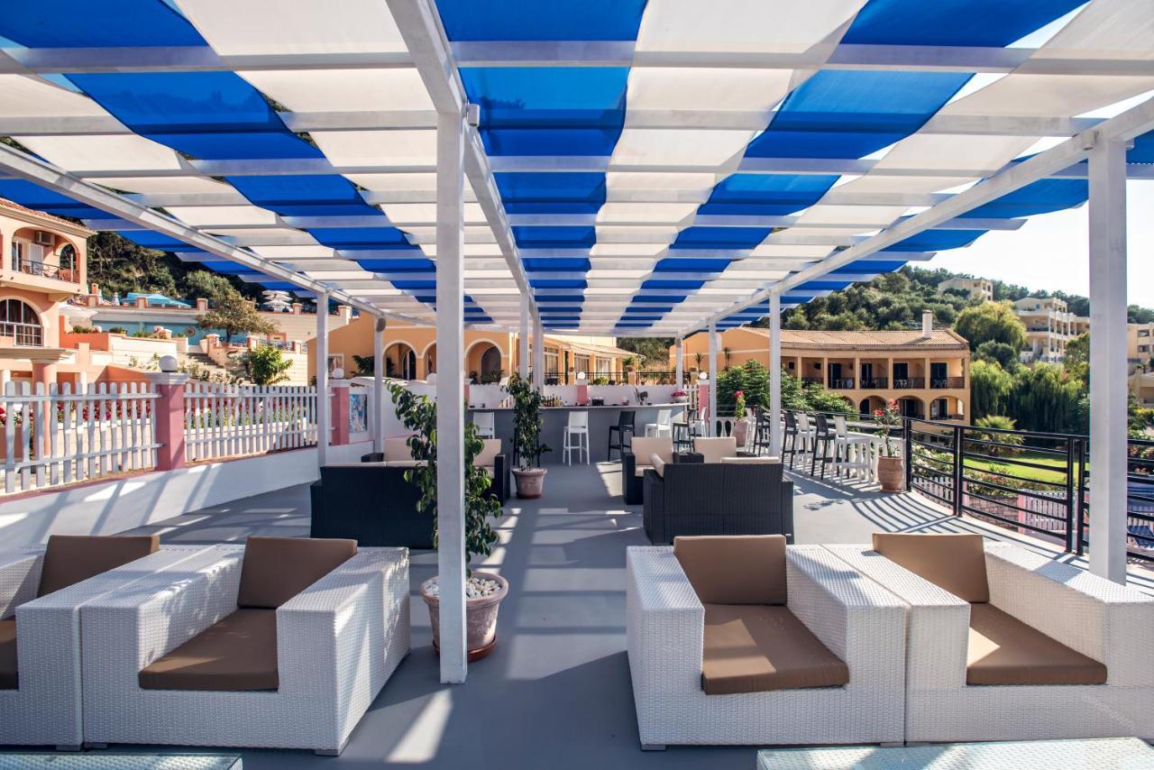 Hotel Elena Ермонес Екстер'єр фото